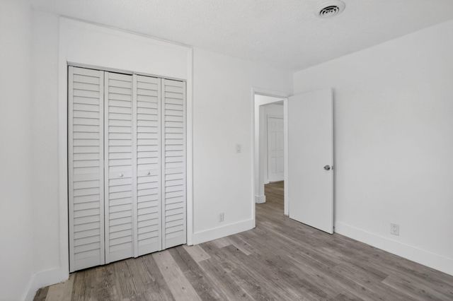 5804 NW 14th Street, Sunrise, FL 33313