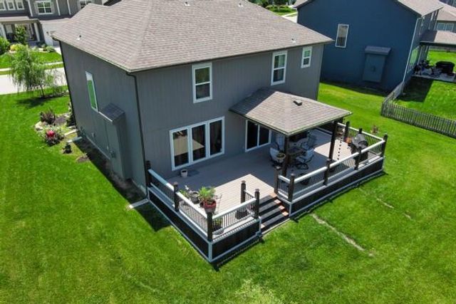 139 SE Briar Valley Lane, Blue Springs, MO 64064