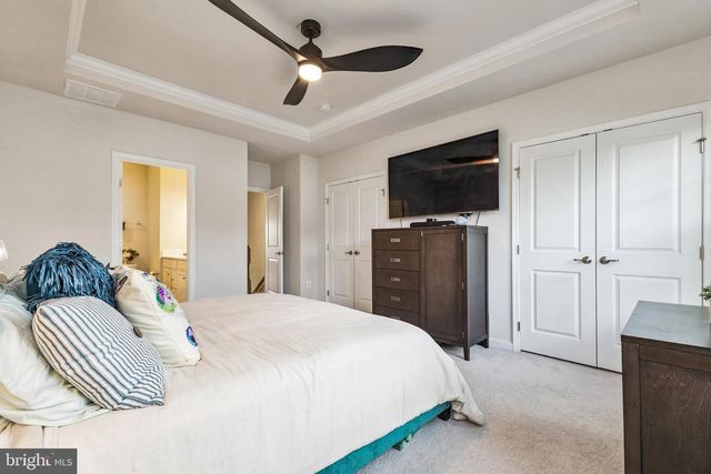 18304 REAPER HILL CT, Triangle, VA 22172