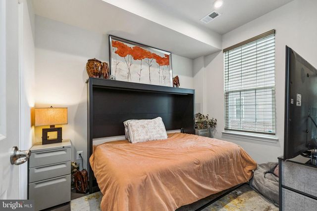 18304 REAPER HILL CT, Triangle, VA 22172