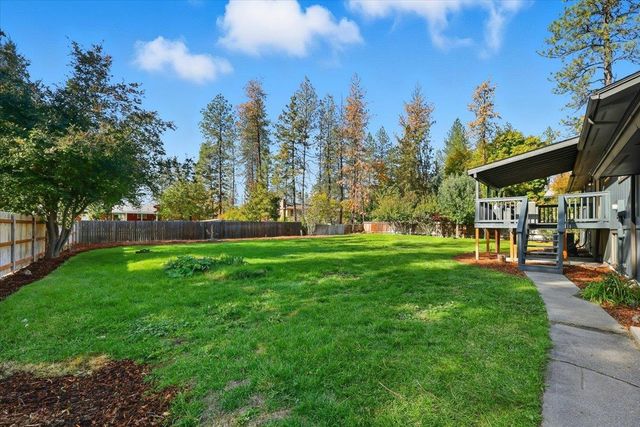 14623 N EDENCREST Dr, Spokane, WA 99208