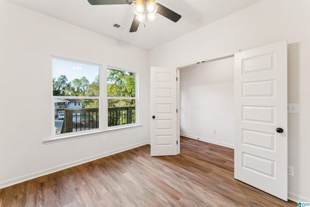 432 4TH PLACE, Pleasant Grove, AL 35127