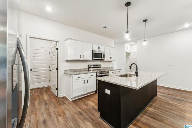 432 4TH PLACE, Pleasant Grove, AL 35127