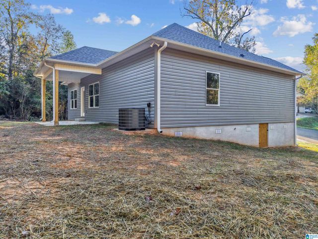 432 4TH PLACE, Pleasant Grove, AL 35127