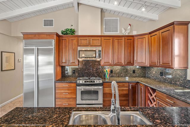 484 W Stevens Road, Palm Springs, CA 92262