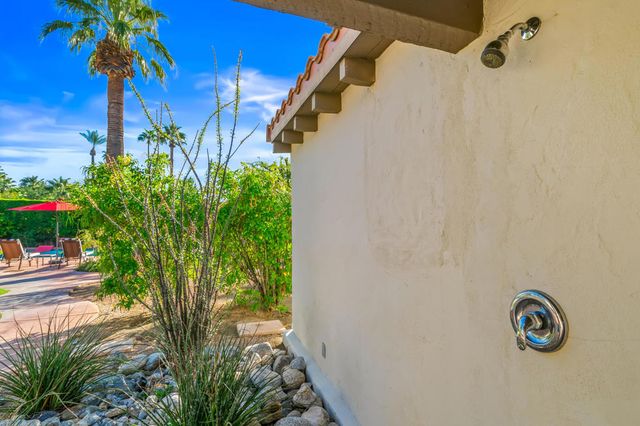 484 W Stevens Road, Palm Springs, CA 92262