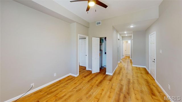 3670 Russell Boulevard, St Louis, MO 63110