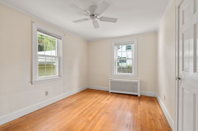 12 Arch Street, Framingham, MA 01702