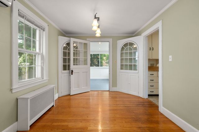 12 Arch Street, Framingham, MA 01702