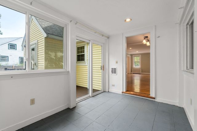 12 Arch Street, Framingham, MA 01702