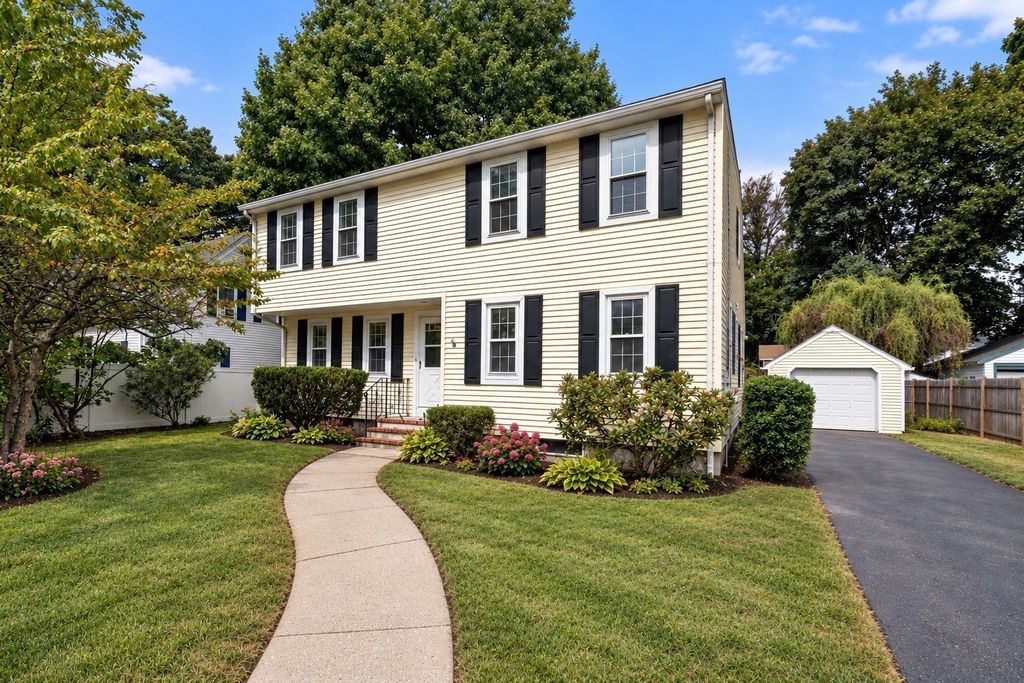 12 Arch Street, Framingham, MA 01702