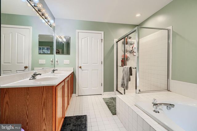 24 CHES HAVEN RD, Earleville, MD 21919