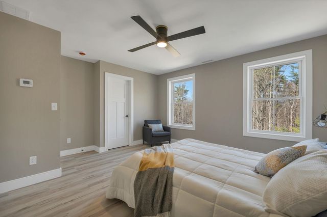669 High Street, Candia, NH 03034