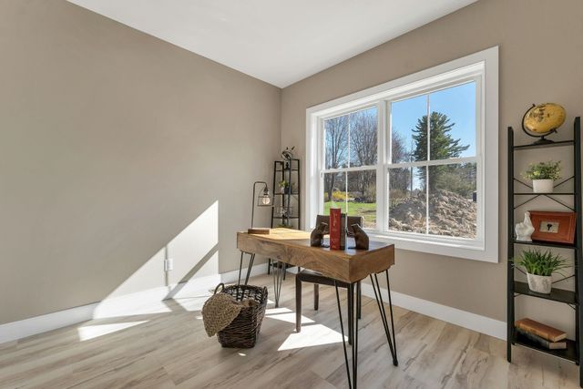 669 High Street, Candia, NH 03034