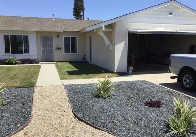 4411 Farquhar, Los Alamitos, CA 90720