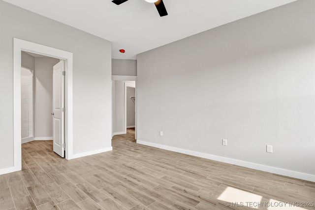 1181 Wild Indigo Circle, Calera, OK 74730