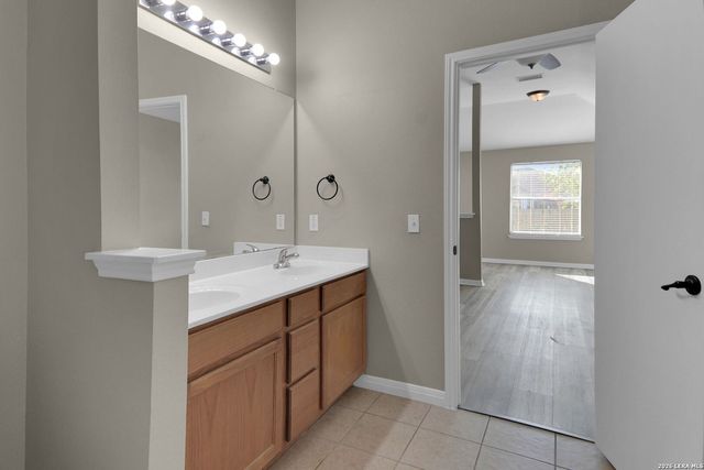 243 Discovery, Kyle, TX 78640