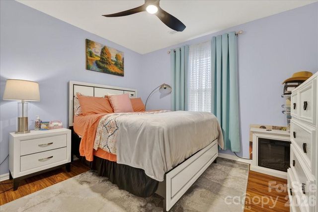 6219 Thompson Brook Lane, Charlotte, NC 28212