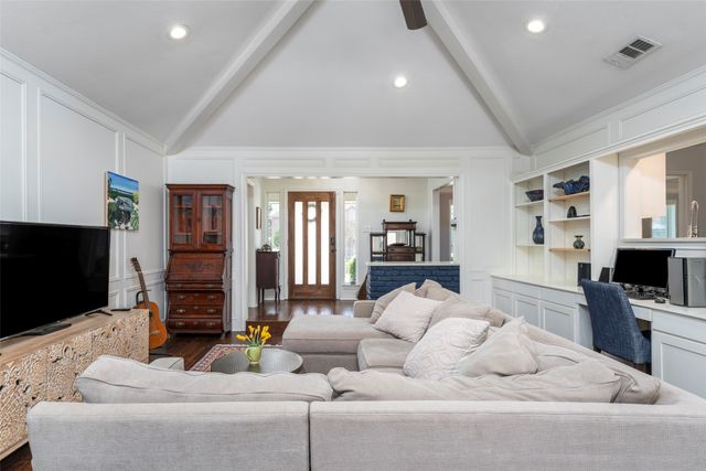 1509 Riverview Drive, Arlington, TX 76012