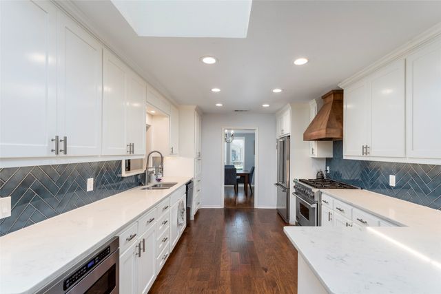 1509 Riverview Drive, Arlington, TX 76012