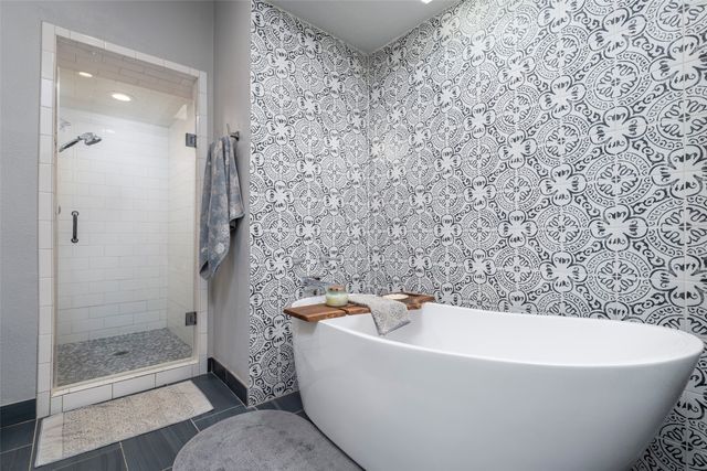 1509 Riverview Drive, Arlington, TX 76012