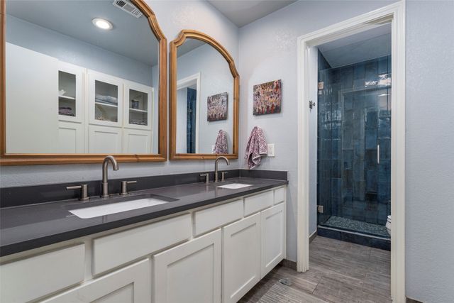 1509 Riverview Drive, Arlington, TX 76012