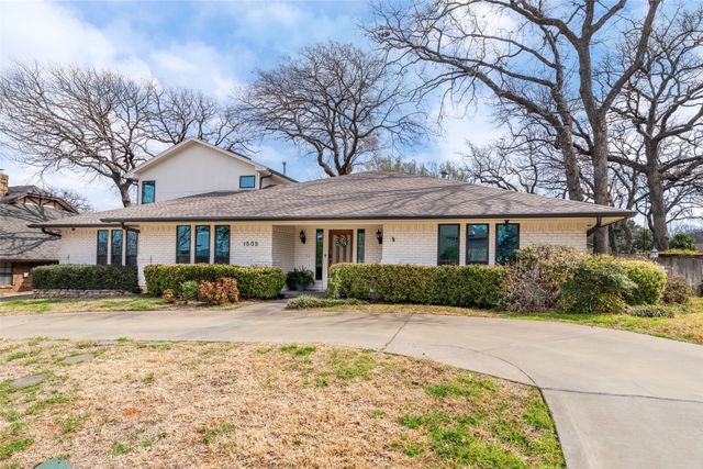 1509 Riverview Drive, Arlington, TX 76012