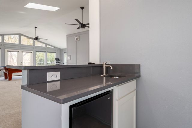 1509 Riverview Drive, Arlington, TX 76012