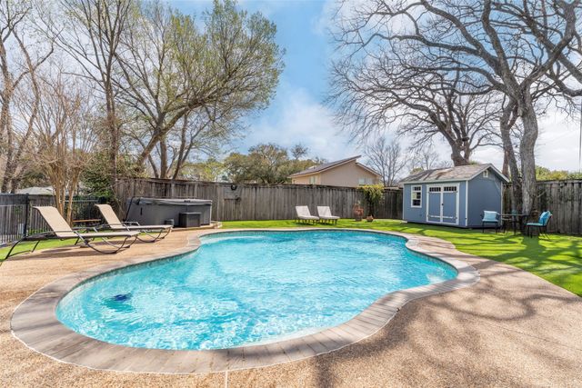 1509 Riverview Drive, Arlington, TX 76012