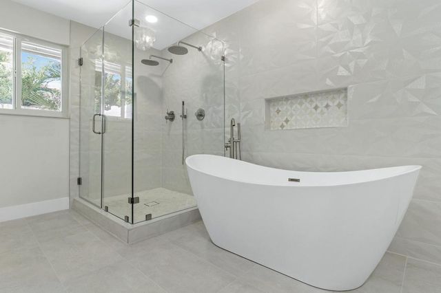 912 SE 8th Court, Deerfield Beach, FL 33441