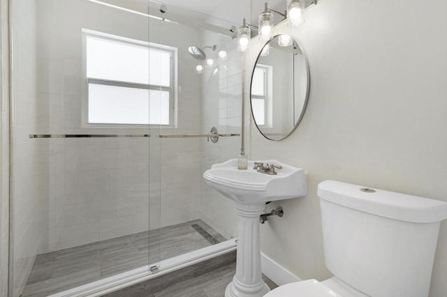 912 SE 8th Court, Deerfield Beach, FL 33441