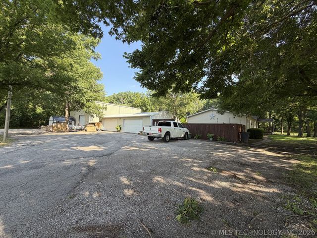 14504 E 171st Street S, Tulsa, OK 74008