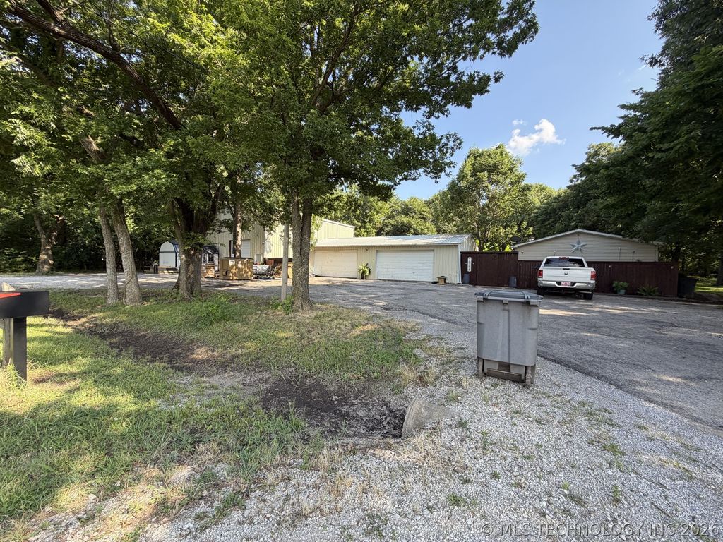 14504 E 171st Street S, Tulsa, OK 74008