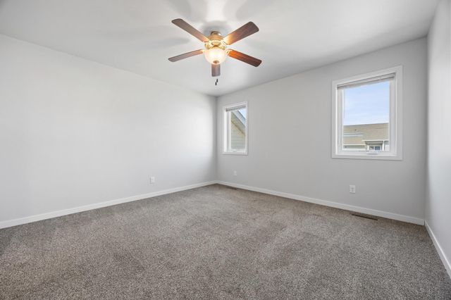 5891 59th Avenue S, Fargo, ND 58104