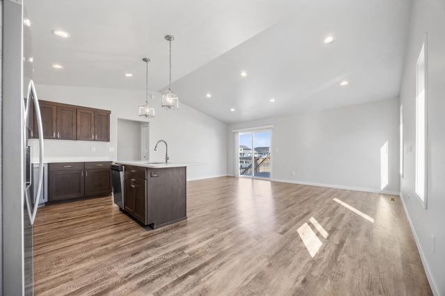 5891 59th Avenue S, Fargo, ND 58104