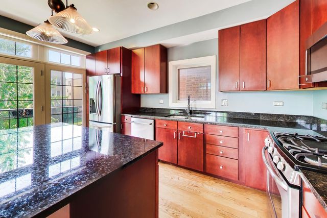 1416 W FARWELL Street 2F, Chicago, IL 60626