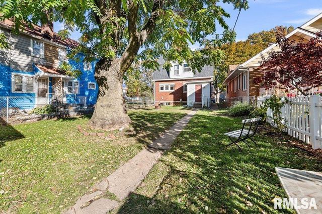 2105 15TH Street, Moline, IL 61265