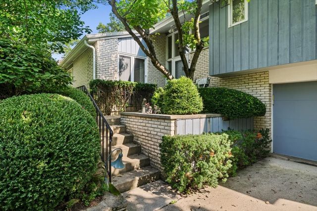 822 Timber Hill Road, Highland Park, IL 60035