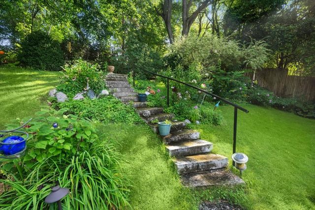 822 Timber Hill Road, Highland Park, IL 60035