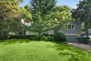 822 Timber Hill Road, Highland Park, IL 60035