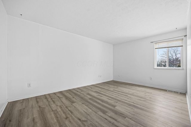 5258 Captains Court, E, Columbus, OH 43220