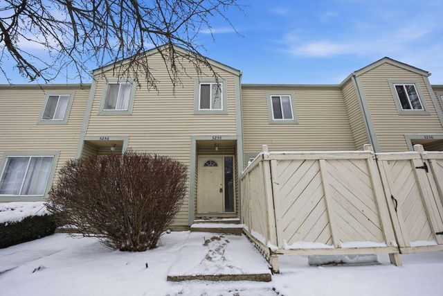 5258 Captains Court, E, Columbus, OH 43220