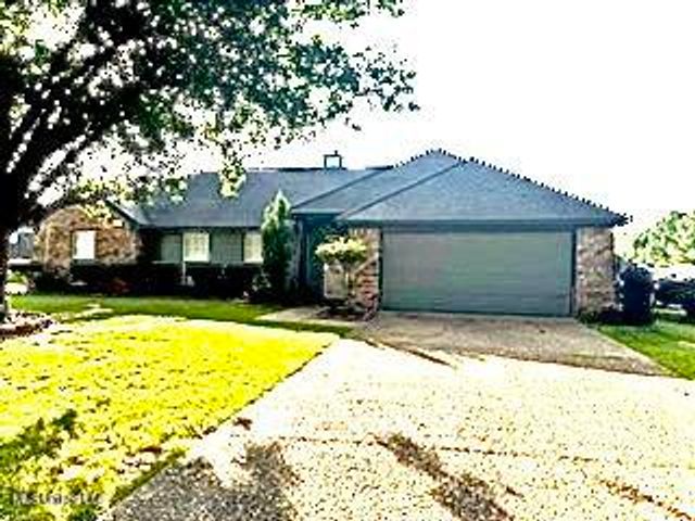 212 Shadow Creek Drive, Florence, MS 39073