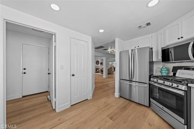 40415 Via Francisco, Murrieta, CA 92562