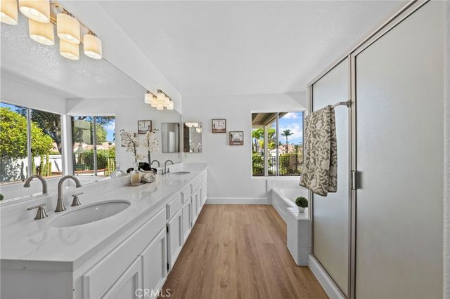 40415 Via Francisco, Murrieta, CA 92562