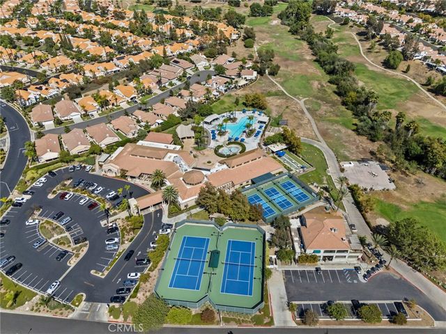 40415 Via Francisco, Murrieta, CA 92562