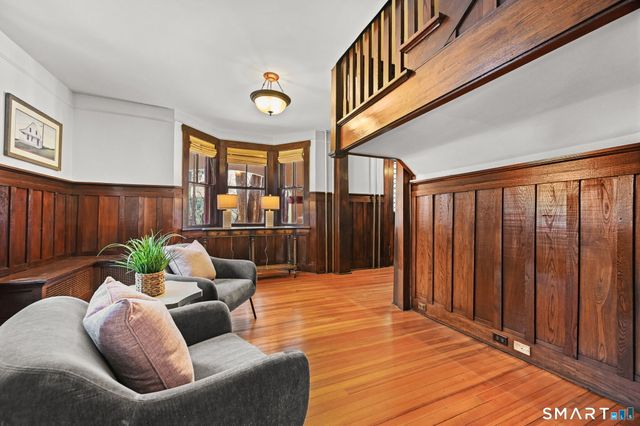 32 Catalpa Road, Wilton, CT 06897