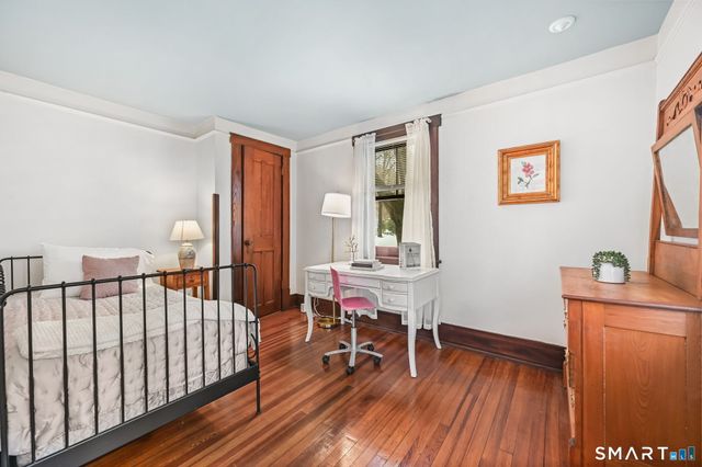 32 Catalpa Road, Wilton, CT 06897