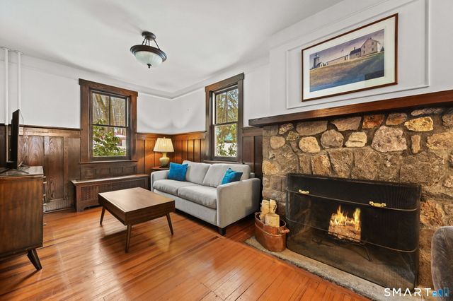 32 Catalpa Road, Wilton, CT 06897