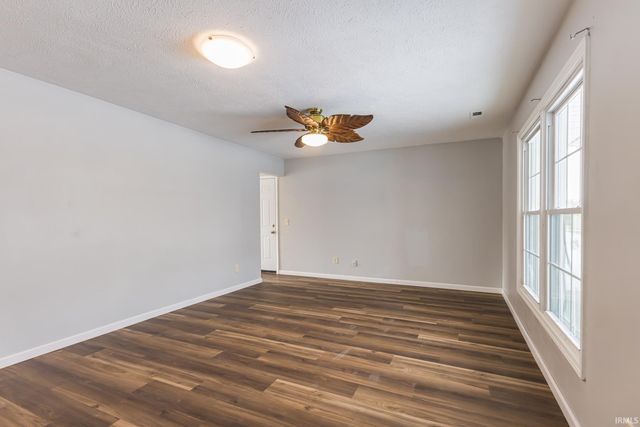 311 Maxine Drive, Garrett, IN 46738